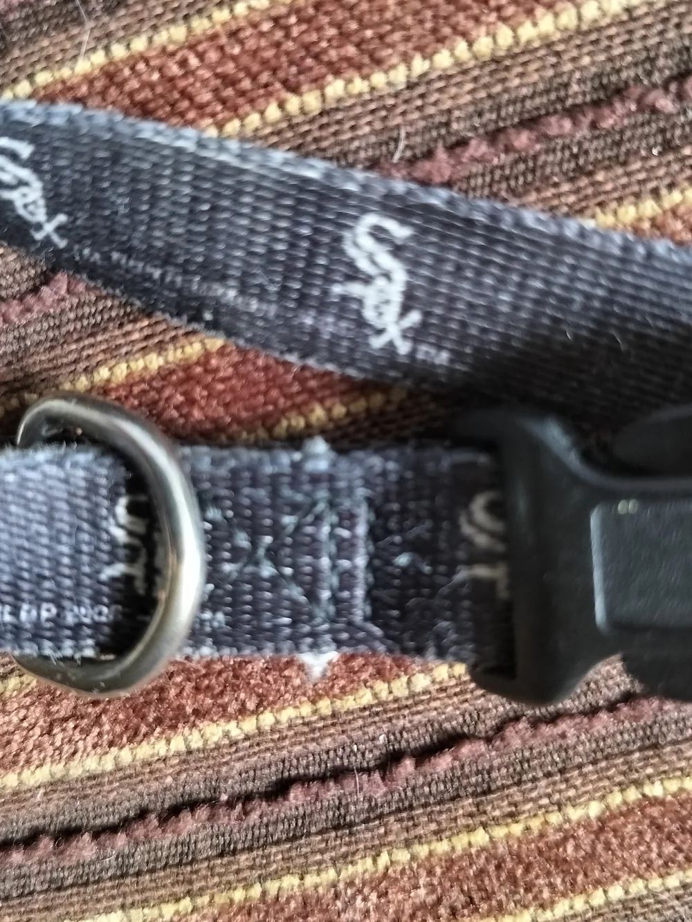 Chicago White Sox Half Inch Dog/Cat Collar  Black/Gray For 12 -14 Neck
